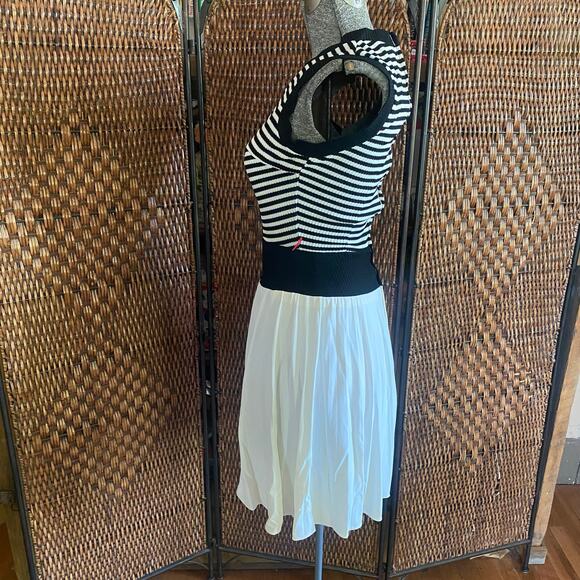 Size S//Vintage 70s Striped Tennis Mini Dress - Picture 3 of 5